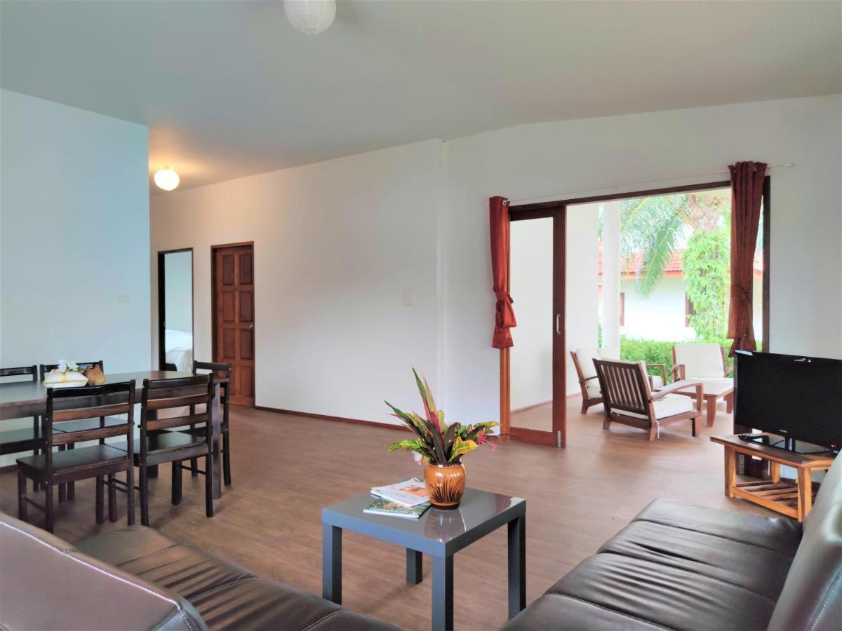 Armonia Village Resort And Spa Chumphon Exteriör bild