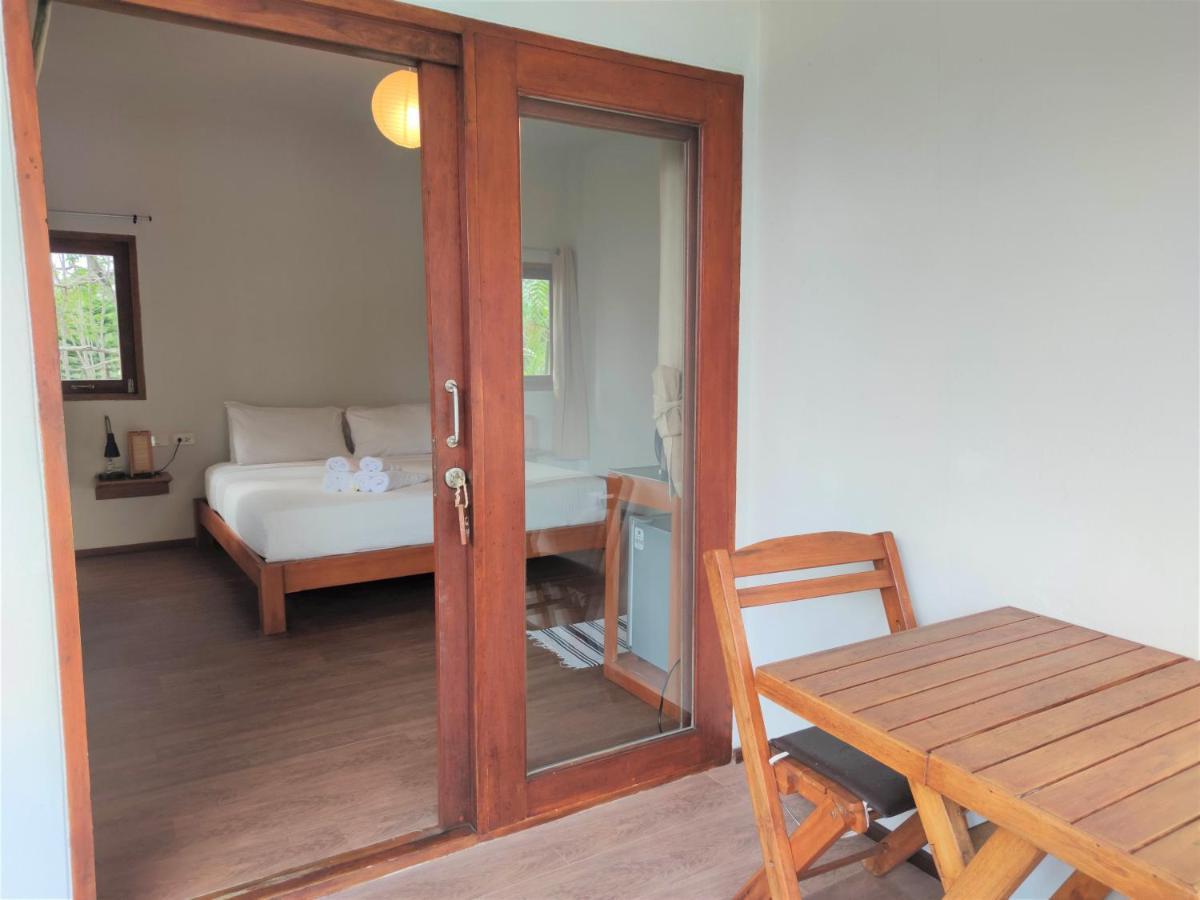 Armonia Village Resort And Spa Chumphon Exteriör bild