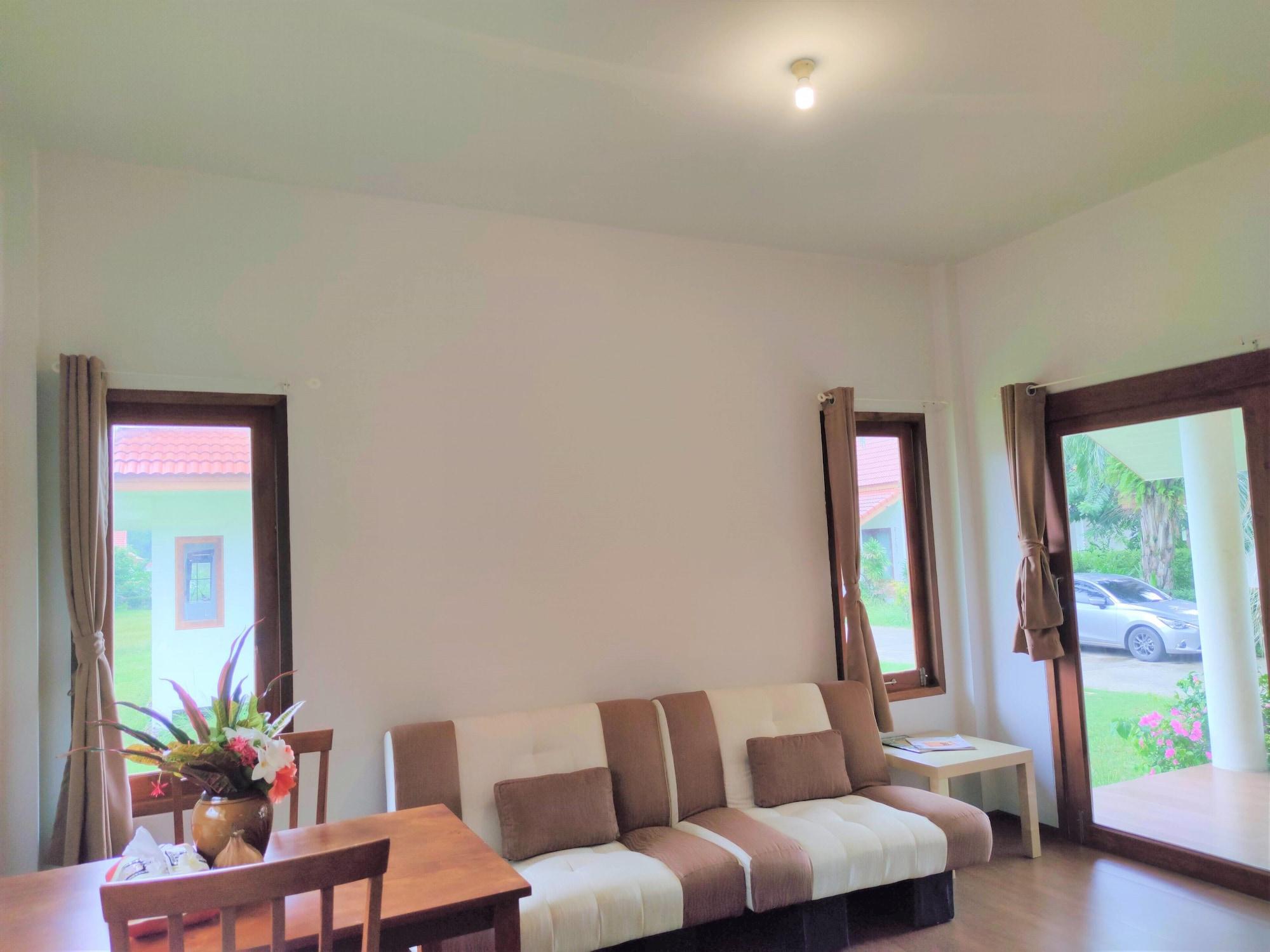 Armonia Village Resort And Spa Chumphon Exteriör bild