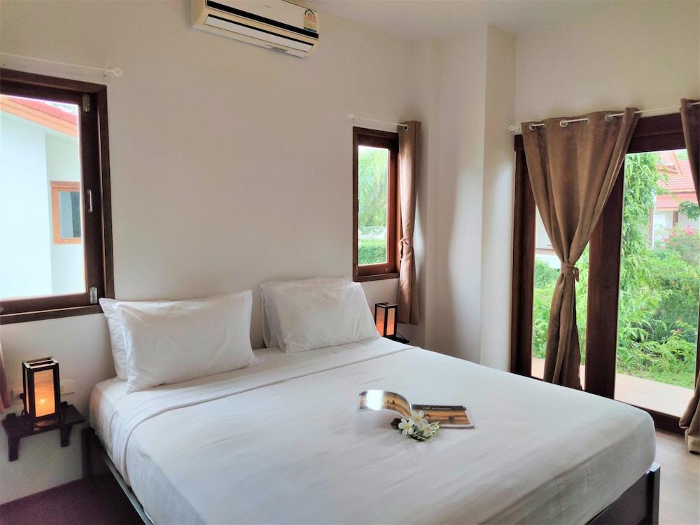 Armonia Village Resort And Spa Chumphon Exteriör bild