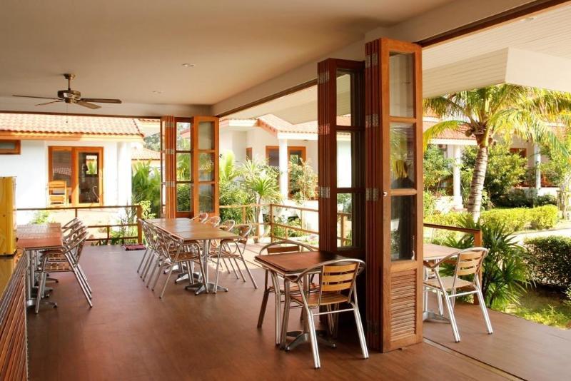 Armonia Village Resort And Spa Chumphon Exteriör bild