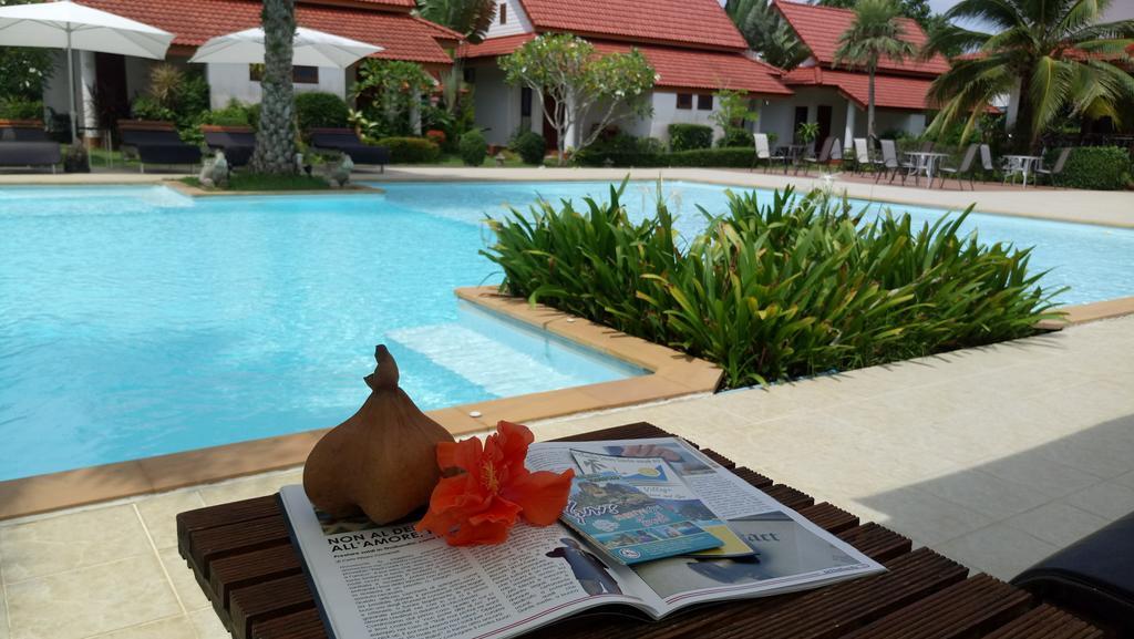 Armonia Village Resort And Spa Chumphon Exteriör bild